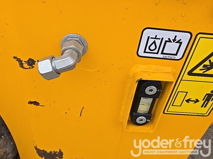 2023-jcb-ct260-120-image-29