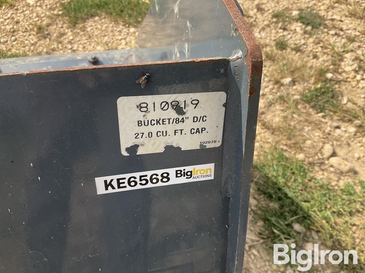 84"-27-cu-ft-material-bucket-image-12