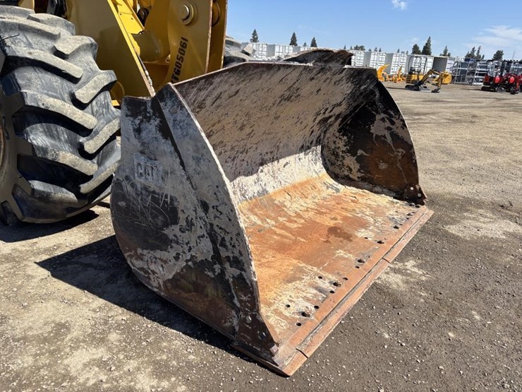 2019-caterpillar-930m-image-10