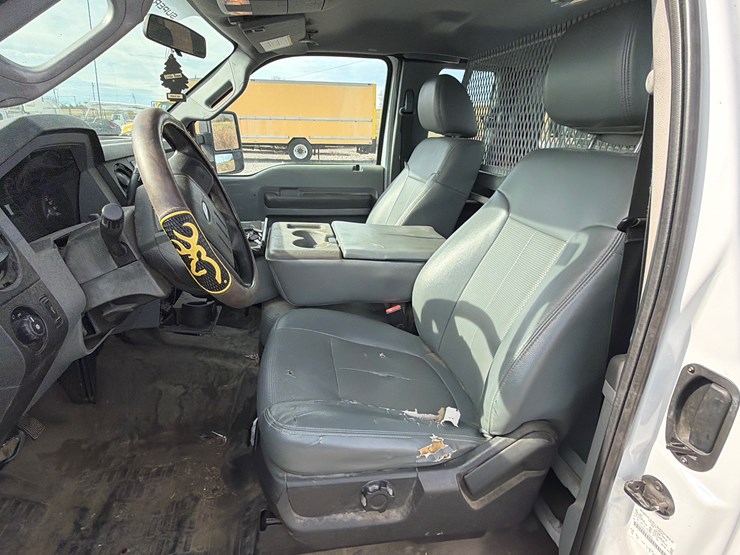 ford-f250-xl-image-15