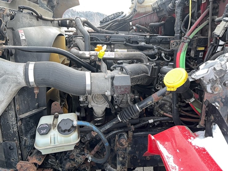 2017-western-star-4700sf-image-14