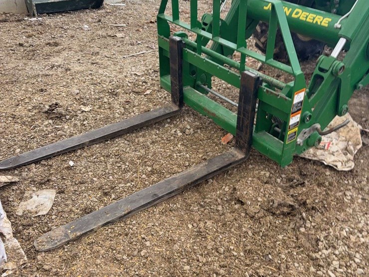 2023-john-deere-5120m-image-60