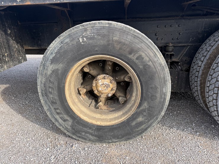 ford-lts9000-image-12