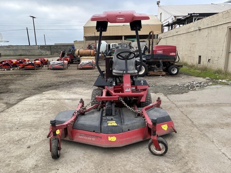 2009-toro-groundsmaster-328d-image-5