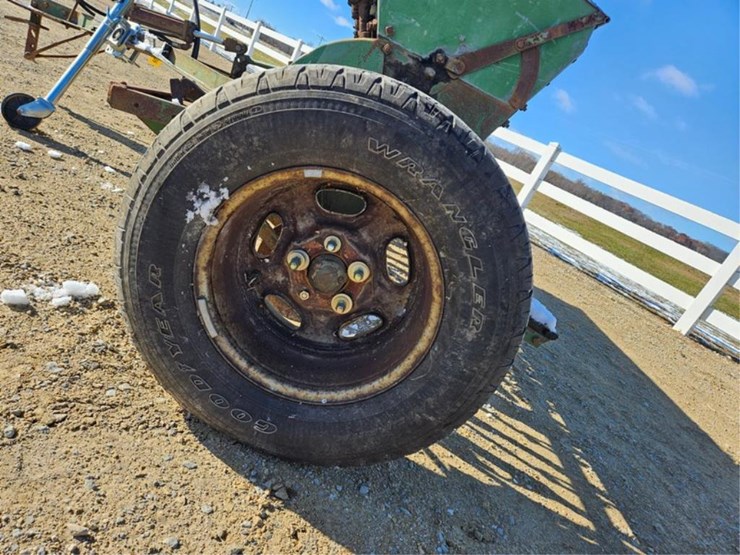 #3356-•-john-deere-van-brunt-grain-drill-image-24