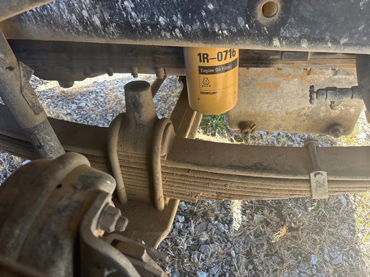 freightliner-fld120-image-14