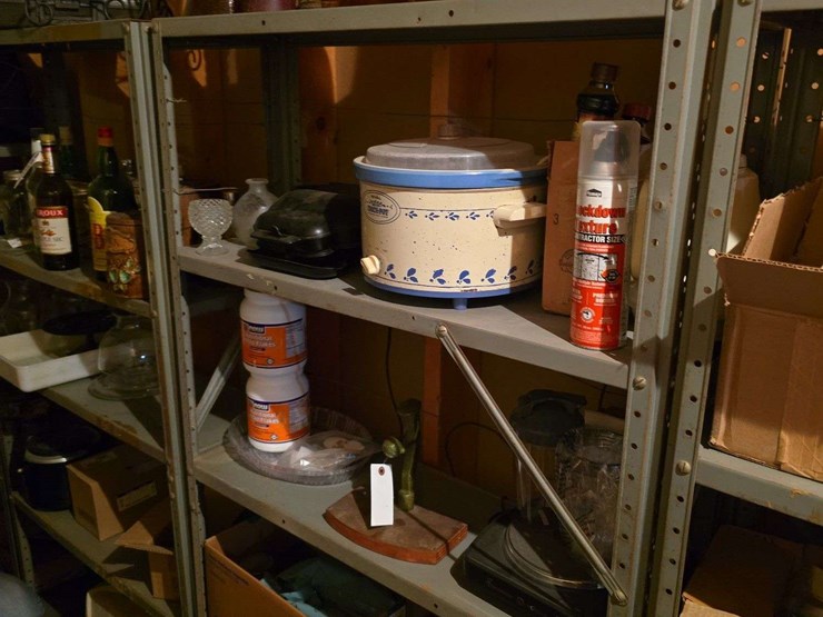 crock-pot,-candle-holders,-vases,-toast-master,-misc.,-shelf-not-included-image-1