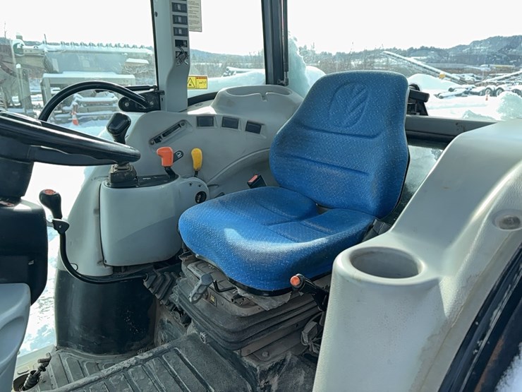 new-holland-t4030-image-15