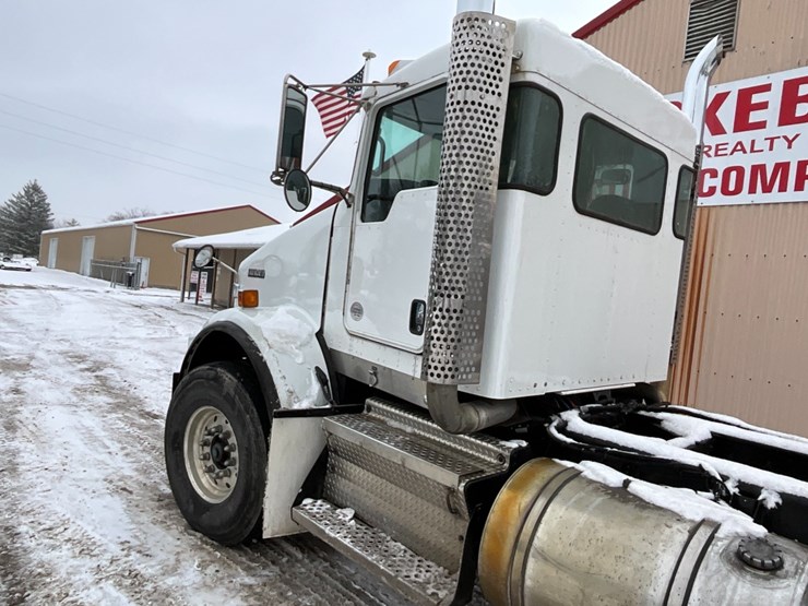 kenworth-t800-image-14