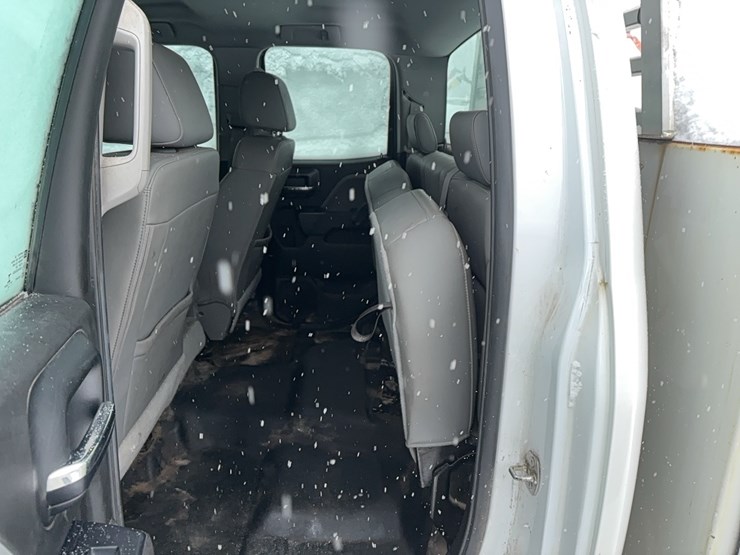 2016-chevrolet-2500hd-image-11