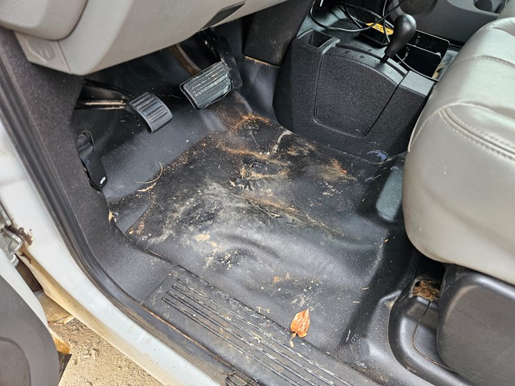 chevrolet-silverado-2500-image-35