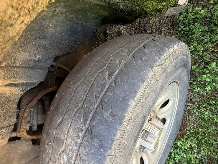 chevrolet-silverado-1500-image-8