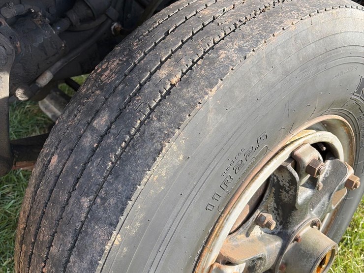 international-s1900-image-7