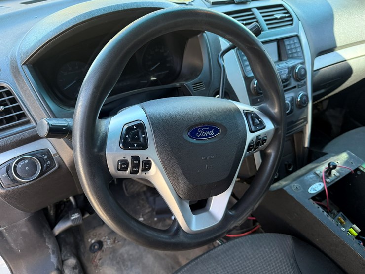 ford-explorer-image-52