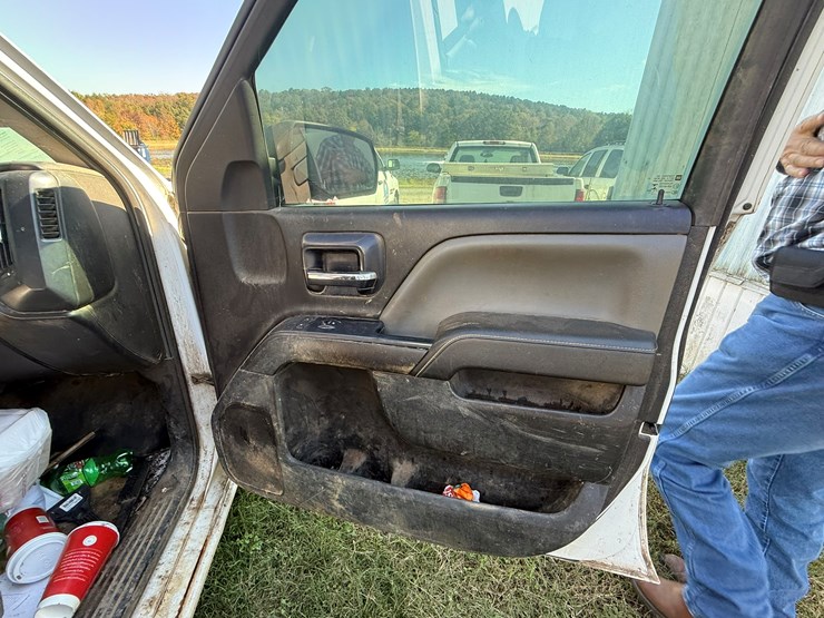 chevrolet-silverado-1500-image-35