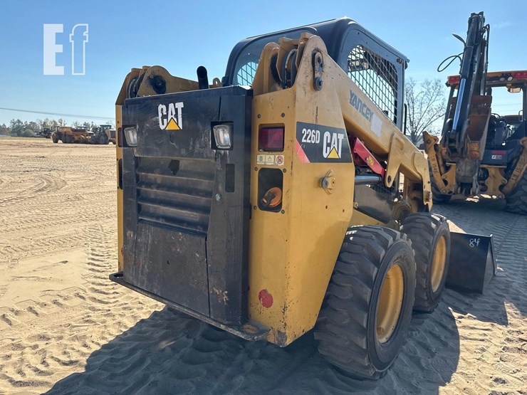 2019-caterpillar-226d-image-6