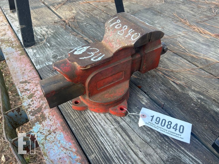 parker-p-5-vice-image-2