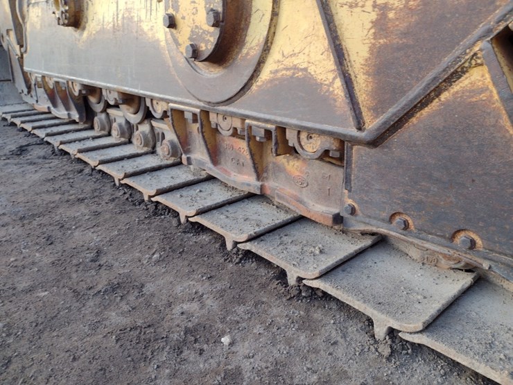 caterpillar-d6t-xl-image-26