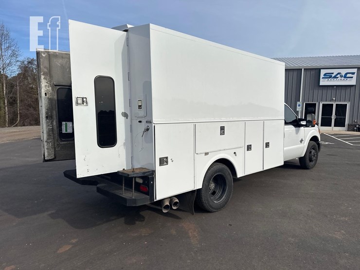 2016-ford-f350-xl-image-5