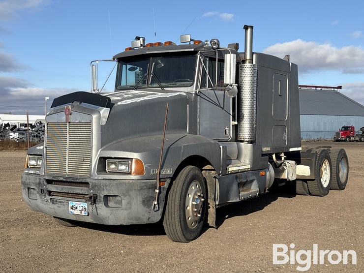 1988-kenworth-t600-image-1