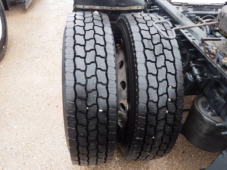 international-lt-image-17