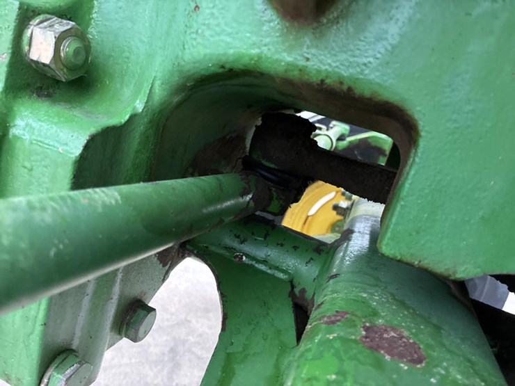 john-deere-1650-image-35
