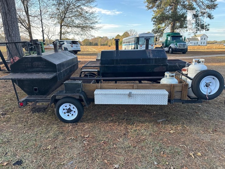 mobile-bbq-grill-image-3