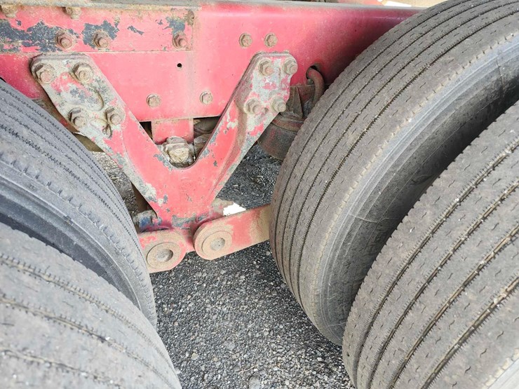 2011-kenworth-t800-image-7