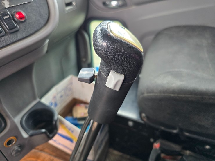 peterbilt-367-image-167