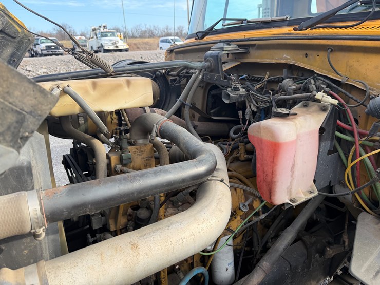 ford-lts9000-image-34