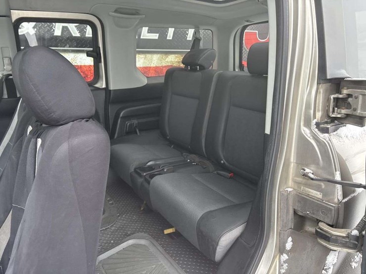 2004-honda-element-image-15