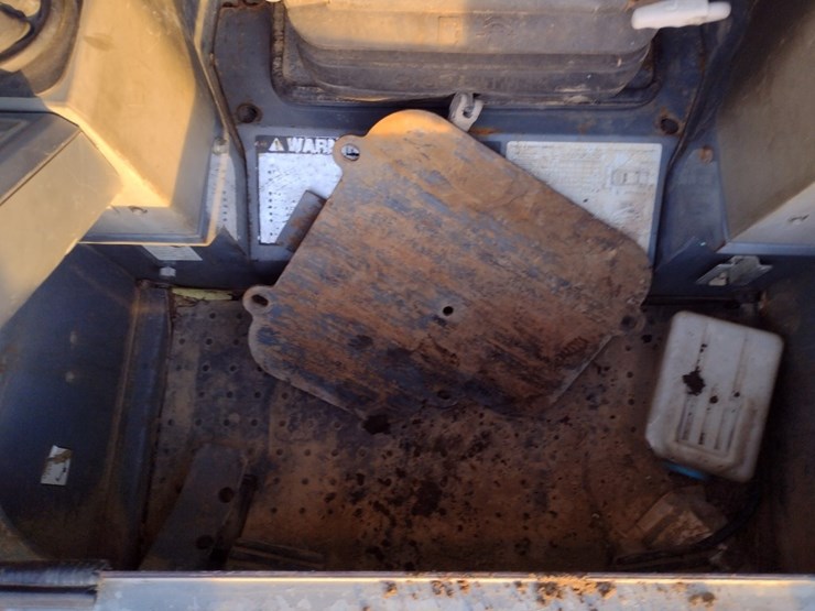 takeuchi-tl150-image-11