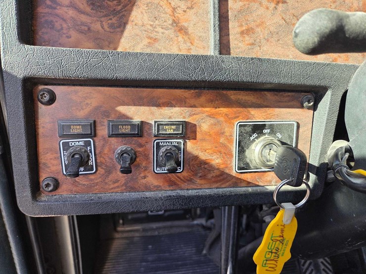 kenworth-t800-image-69