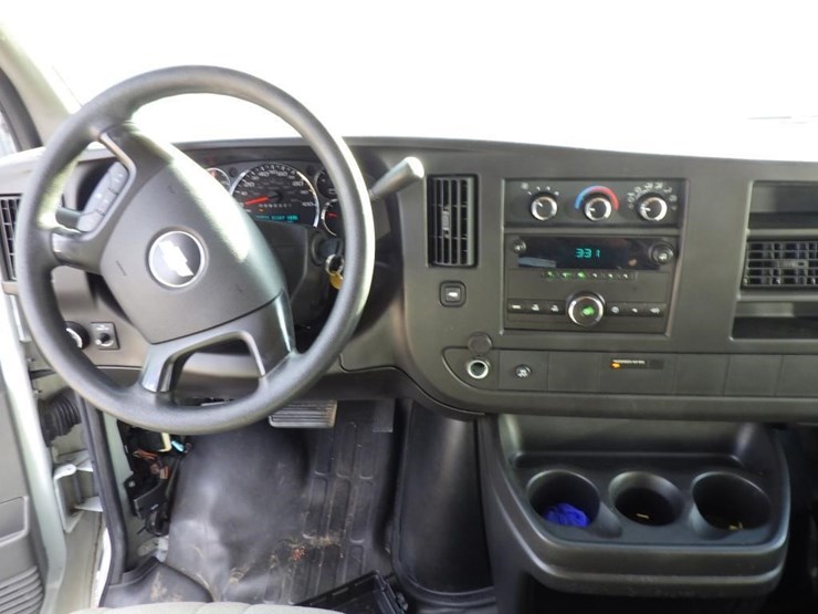 2008-chevrolet-express-1500-image-8