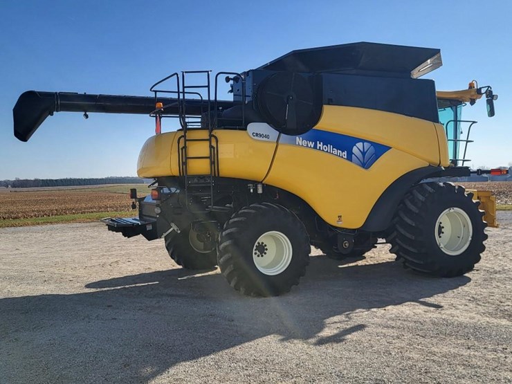 new-holland-cr9040-image-5