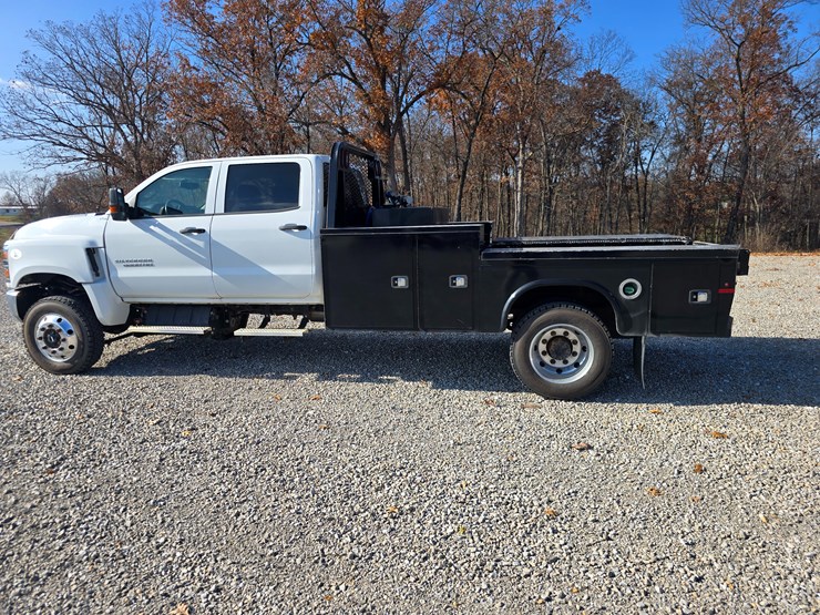 chevrolet-silverado-5500hd-image-11