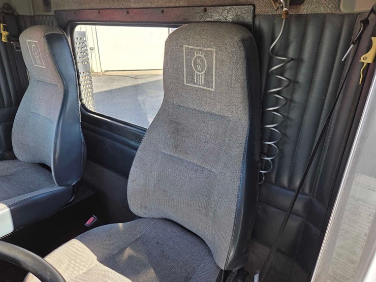 kenworth-t800-image-57