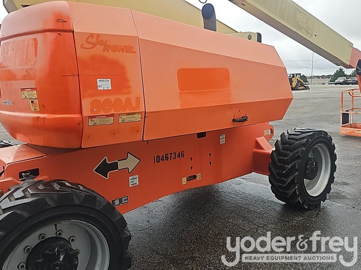 2016-jlg-800aj-image-29