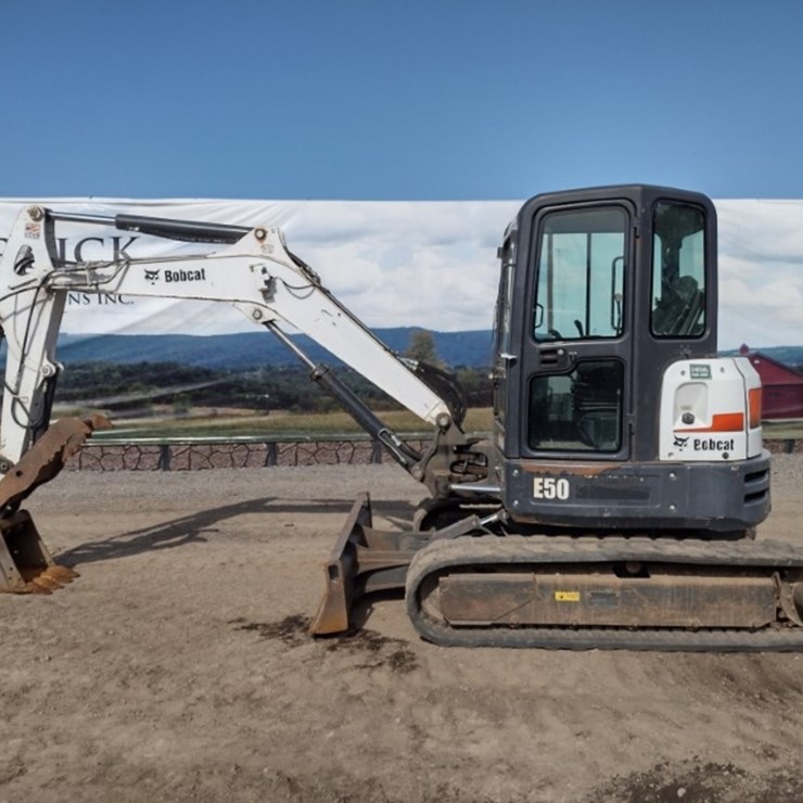BOBCAT E50