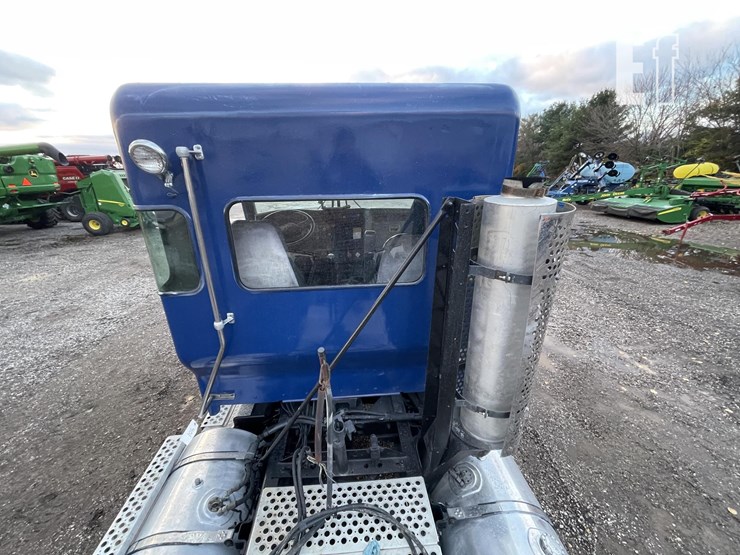 2004-kenworth-t800-image-27