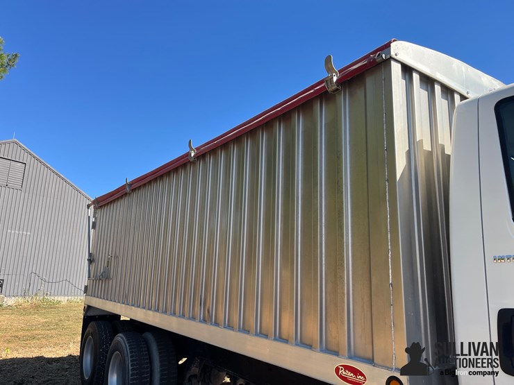 international-durastar-4400-image-17