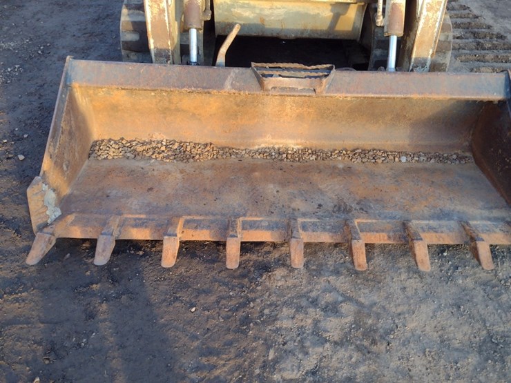 takeuchi-tl150-image-15