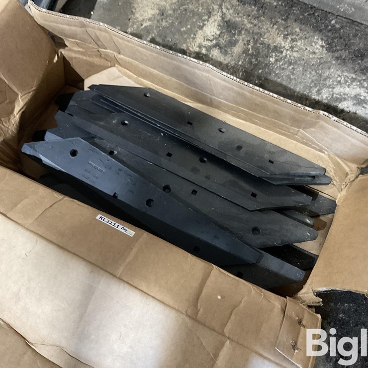 Wearparts 9904F1399 Hiniker Cultivator Blades