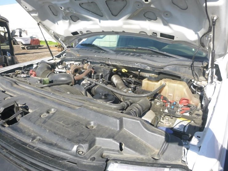 2019-ford-f550-image-28