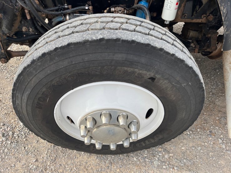 2007-kenworth-t800-image-12