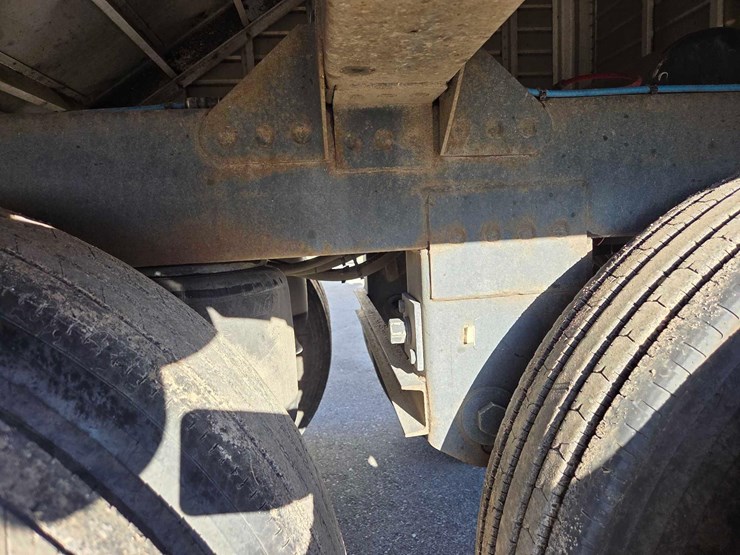 2013-timpte-super-hopper-image-21