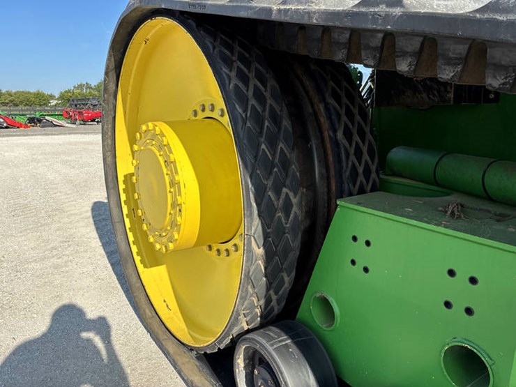 john-deere-9300t-image-54