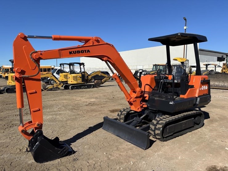 kubota-kx026-image-1