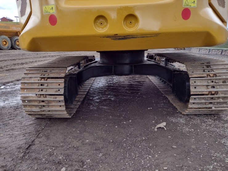 caterpillar-307.5-image-49