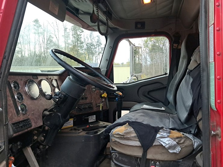 international-2001-image-11